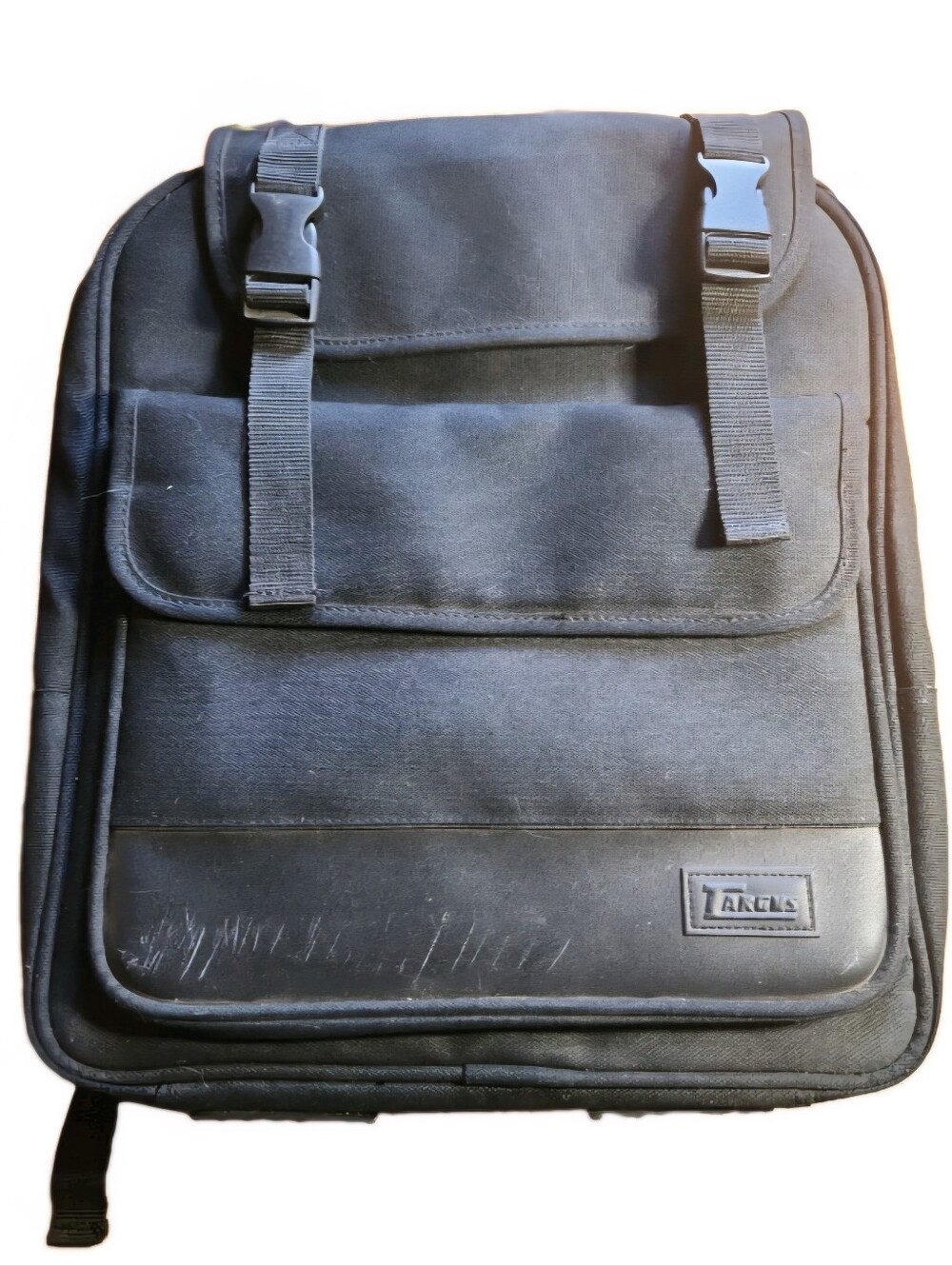 Y2K Targus Black Locking Laptop Backpack with Anti-theft Flap And Waiststrap.